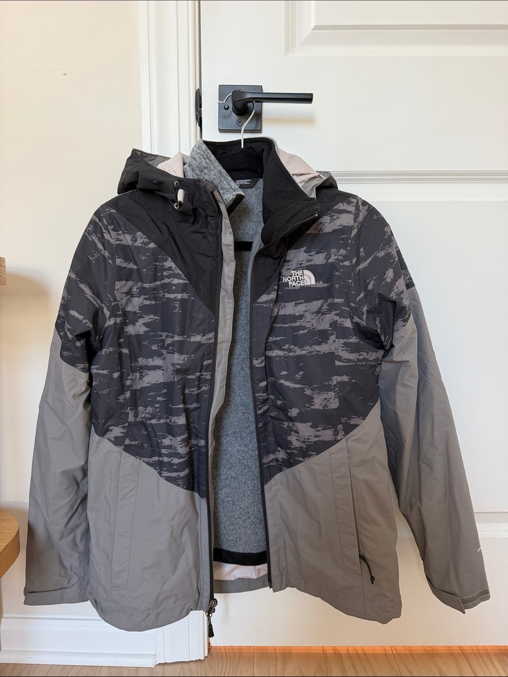 The North Face 2in1 Gray Hooded Patterned Jacket